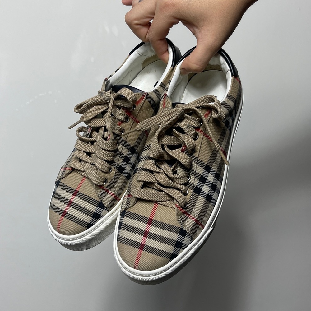 Burberry Vintage Check and Leather Sneakers Size 39 / Size 9 Womens